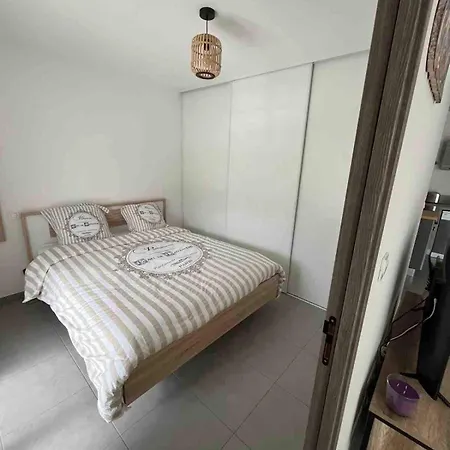 Bel Vue Montagne Proche Bastia בורגו