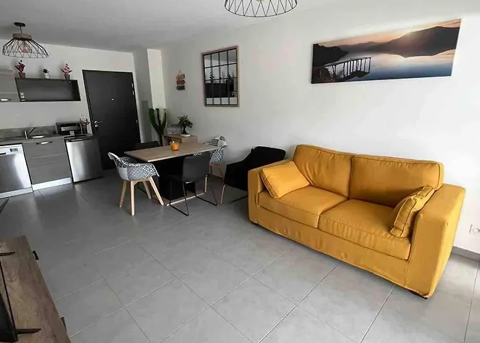 Апартаменты Bel Vue Montagne Proche Bastia