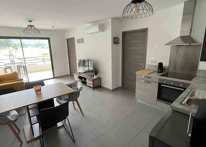 Bel Vue Montagne Proche Bastia * Борго